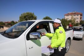 İhsaniye’de trafikte yaya öncelikli uygulaması