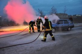 Afyonkarahisar’da otomobil yangını